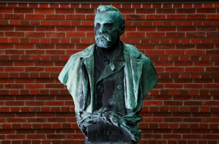 La statue d'Alfred Nobel Ă l'Insitut Karolinska le 3 octobre 2011 Ă Stockholm