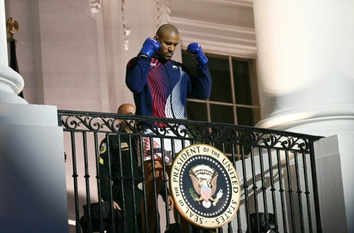 Le combattant français de MMA Ciryl Gane avant son combat contre le Brésilien Alex Pereira lors de l'"UFC Freedom 250", à la Maison Blanche, le 14 juin 2026