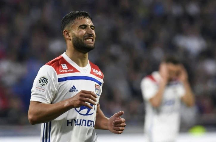 Le milieu de Lyon Nabil Fekir dépité après avoir raté un but face à Nice, le 19 mai 2018 à Décines-Charpieu