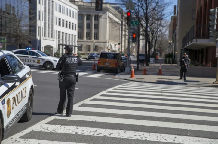 La Maison Blanche placée en confinement après des coups de feu tirés à proximité de la présidence, le 3 mars 2018 à Washington