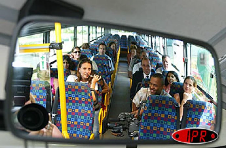 Lundi 18 octobre 2004
Des cars jaunes spécialement pour les étudiants
