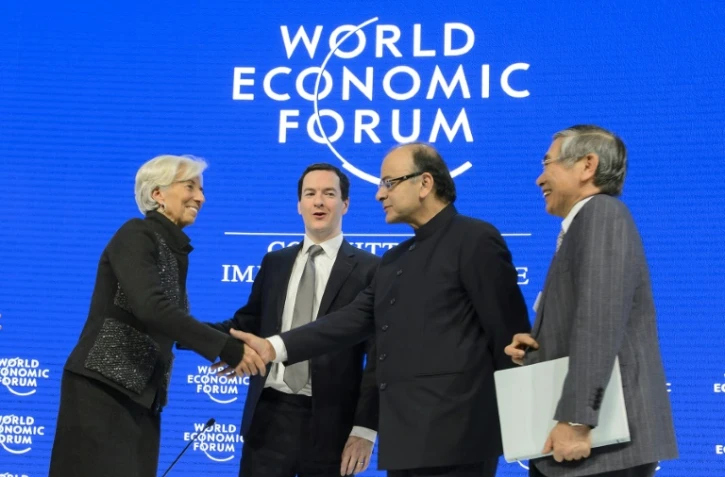La directrice du FMI Christine Lagarde, les ministres britannique, George Osborne, et indien, Arun Jaitley, des Finances le 23 janvier 2016 à Davos
