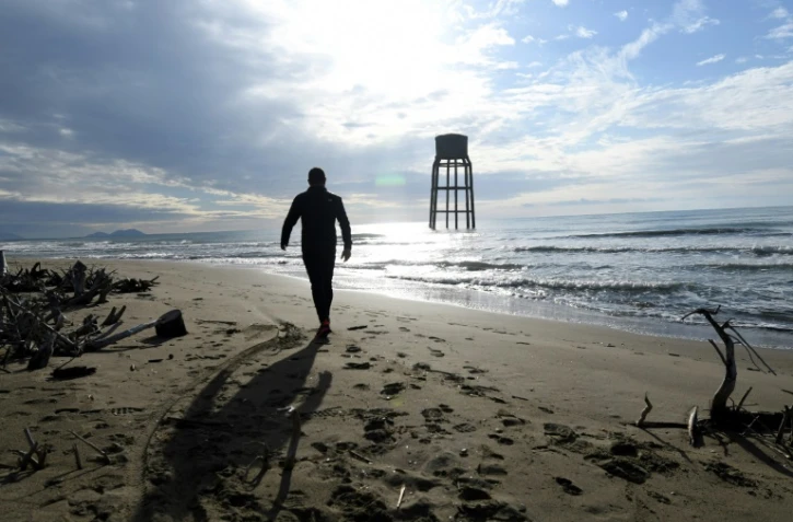 Un château d'eau sur la rive adriatique à Seman le 18 novembre 2021