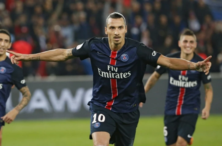 L'attaquant du PSG Zlatan Ibrahimovic après avoir transformé un penalty face à l'OM, le 4 octobre 2015 au Parc des Princes