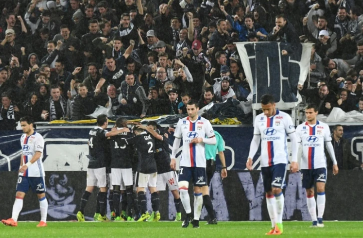 Les Bordelais fêtent le but de Valentin Vada face à Lyon, le 3 mars 2017 au Matmut Atlantique