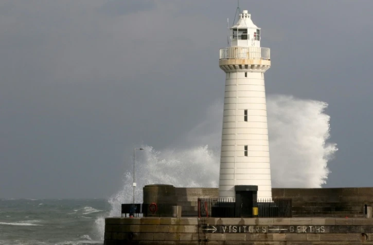 Le phare du port de Donaghadee, en Irlande du Nord, le 16 octobre 2017