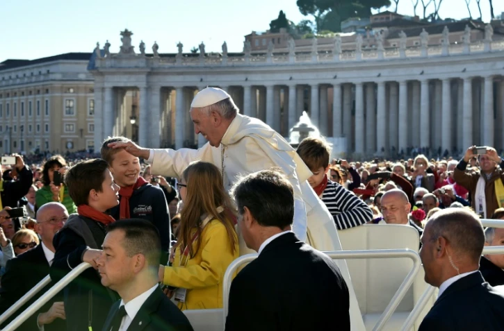 Le pape François sur la place Saint-Pierre, le 12 octobre 2016 au Vatican