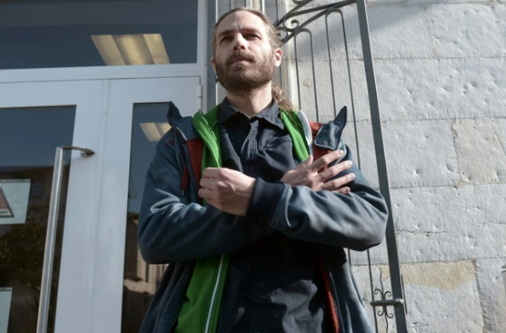 Le faucheur de chaises luttant contre l'évasion fiscale Jon Palais le 23 janvier 2017 à Dax