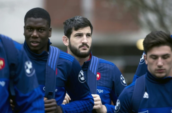 Le troisième ligne Loann Goujon (c) lors d'une séance d'entraînement à Marcoussis, le 23 février 2016