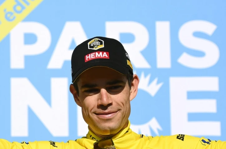 Le Belge Wout van Aert, nouveau maillot jaune de leader, après sa victoire dans la 4 étape de Paris-Nice, un contre-la-montre entre Domerat et Montluçon, le 9 mars 2022