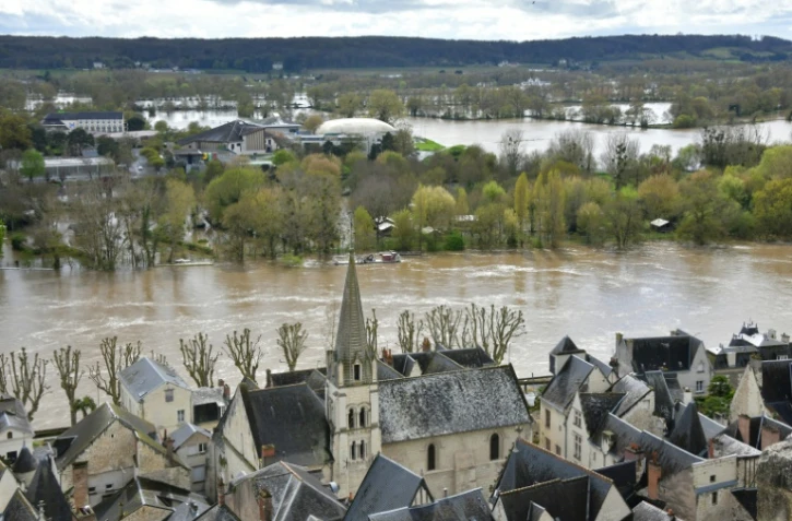 La ville de Chinon (Indre-et-Loire) touchées par d'importantes crues, le 31 mars 2024