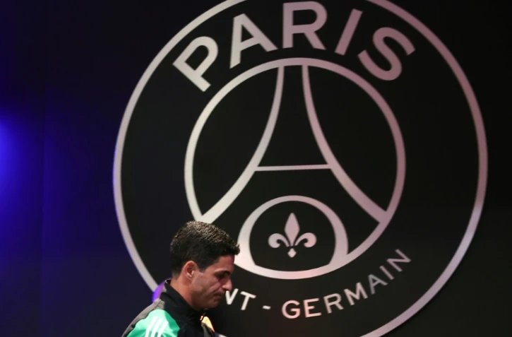 L'entraîneur espagnol d'Arsenal, Mikel Arteta, après avoir donné une conférence de presse au Parc des Princes à Paris, le 6 mai 2025