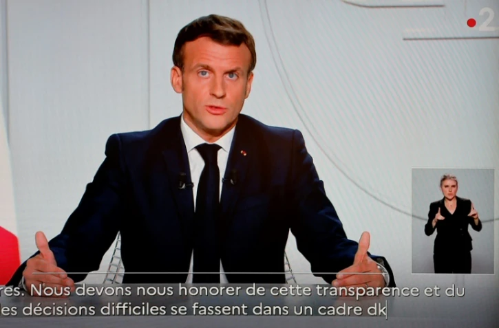À l?Élysée, Emmanuel Macron annonce de nouvelles mesures visant à freiner la propagation de la pandémie de Covid-19, à Paris le 28 octobre 2020
