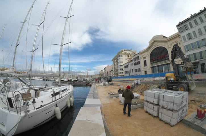 Des travaux en cours sur le Vieux-Port de Marseille, le 7 janvier 2016