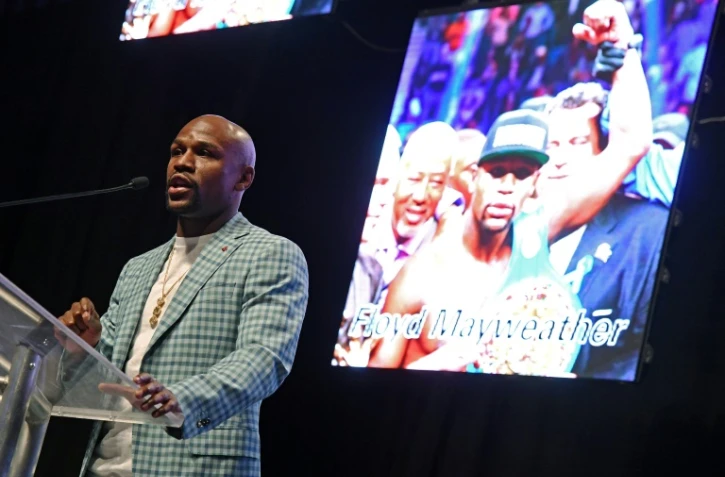 Floyd Mayweather Jr s'exprime lors de son intronisation au Hall Of Fame, le 2 juin 2017 à Las Vegas