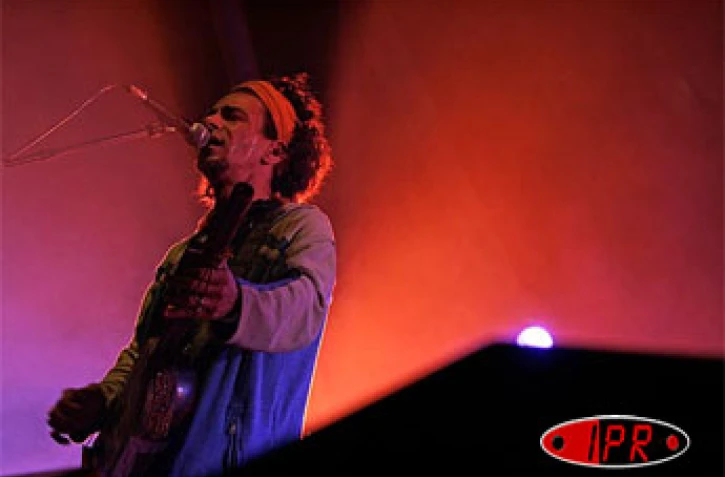 Dimanche 7 août 2005 -

Gnawa Diffusion a proclamé avec talent son message de paix, de tolérance et de refus de l'injustice