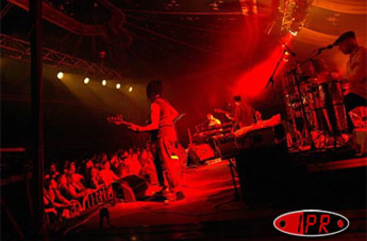 Vendredi 5 août 2005

Joe Zawinul, co-fondateur du groupe mythique Weather Report, a captivé le public du Cirk pendant plus d'une heure