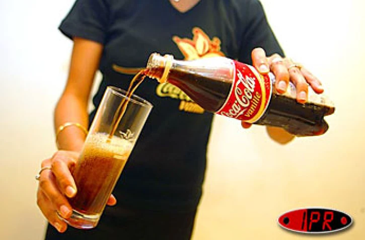 Mercredi 7 juillet 2004 - 

Coca-Cola vanille a été officiellement lancé sur le marché réunionnais
