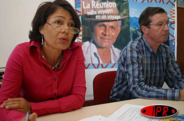 Jeudi 2 décembre 2004
Jocelyne Lauret, présidente du comité du tourisme de La Réunion, a présenté le bilan de la participation de l'île au salon gay européen Rainbow Attitude