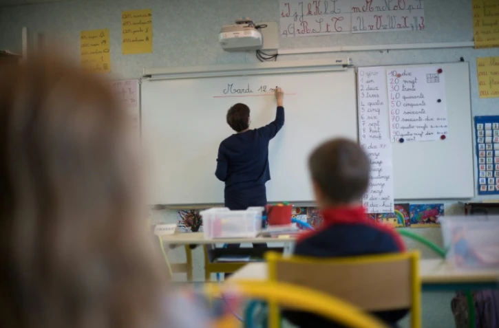 Les enseignants s'inquiètent des conditions dans lesquelles va se dérouler la rentrée, alors que les contaminations repartent à la hausse