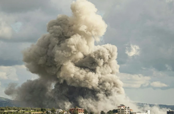 Frappe isarélienne sur la ville libanaise de Natabieh, le 12 avril 2026