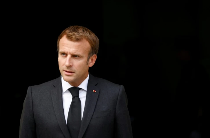 Le président Emmanuel Macron assiste le 29 septembre 2022 à Paris à l'hommage national rendu à un soldat français tué au Mali