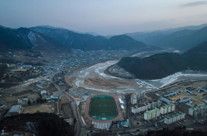 Une vue aérienne du village de Seohwa-Myeon à la frontière entre les deux Corée, le 17 janvier 2018