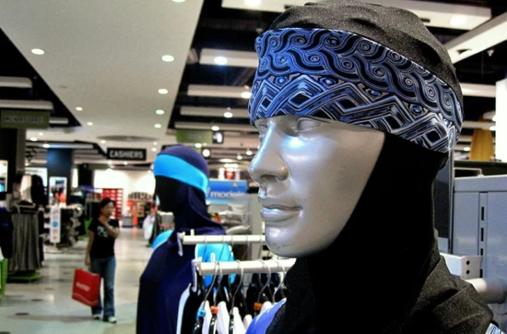 Des burkinis en vente dans un magasin de Dubaï, le 23 août 2009