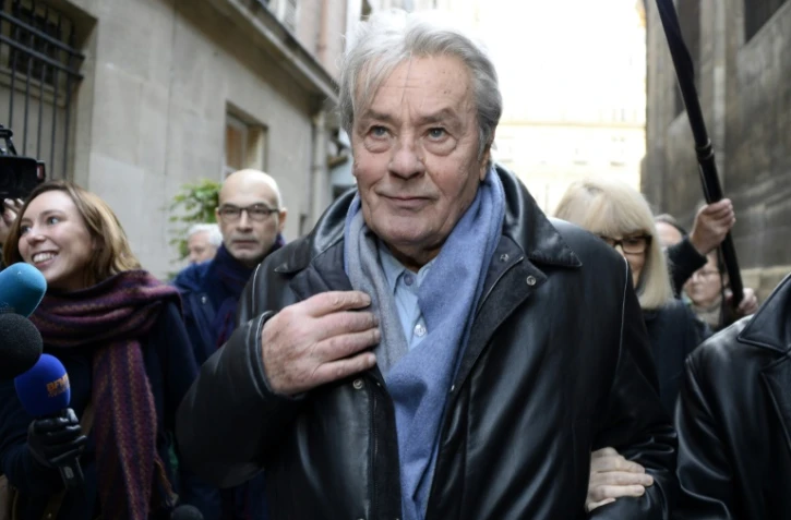 Alain Delon à Paris, le 5 décembre 2013