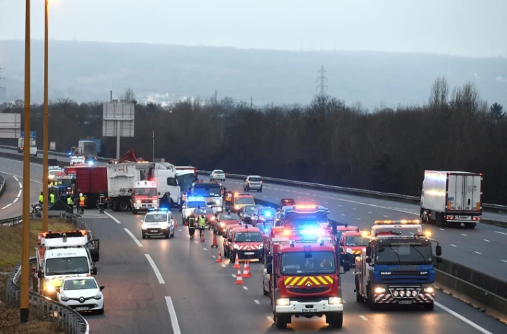 Le nombre de morts sur les routes de France métropolitaine a augmenté en février, avec 217 personnes tuées, soit 12 de plus qu'en février 2017 (+5,9%), a annoncé vendredi la Sécurité routière.
