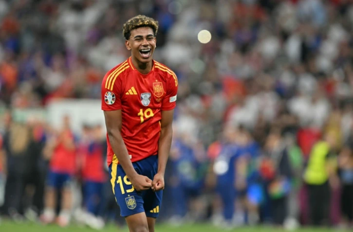 Le prodige espagnol Lamine Yamal inarrêtable face à l'équipe de France à l'Euro à Munich, le 9 juillet 2024