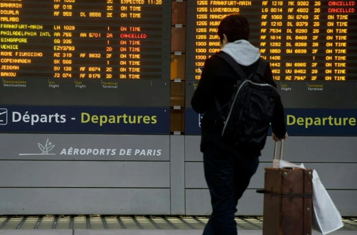 Grève Air France: plus de 100 vols annulés à Roissy, une cinquantaine à Orly