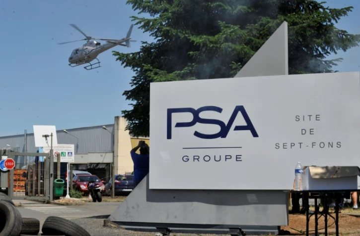 Le site PSA de Sept-Fons, sur la commune Dompierre-sur-Besbre, dans l'Allier, bloqué par des salariés de GM&S, le 5 juillet 2017