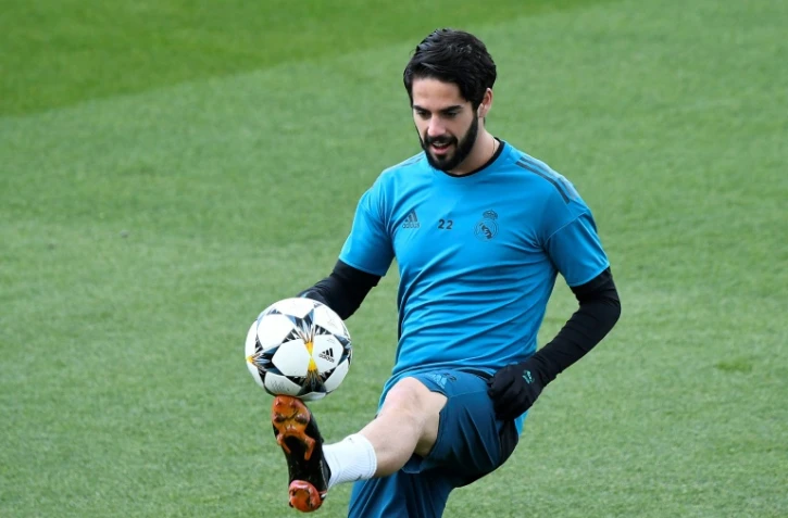 Le milieu de terrain offensif du Real Isco lors d'un entraînement le 30 avril 2018 à Madrid