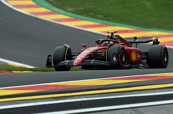Carlos Sainz au volant de sa Ferrari en qualification pour le GP de Belgique à Spa-Francorchamps, le 27 août 2022 