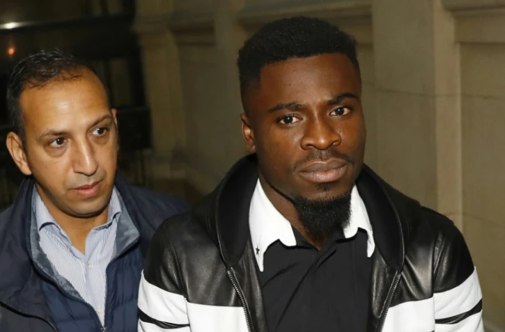 Le défenseur ivoirien du PSG Serge Aurier à son arrivée le 26 septembre 2016 au Palais de justice de Paris