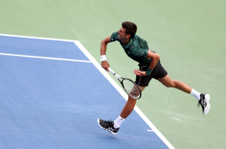 Le Serbe Novak Djokovic face au Canadien Peter Polansky au 2e tour du Master 1000 de Toronto, le 8 août 2018