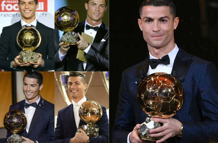 Combinaison de photos créée le 7 décembre 2017 de Cristiano Ronaldo Ballon d'or en 2008, 2013, 2015, 2016 et 2017 (g à d, ht en b)