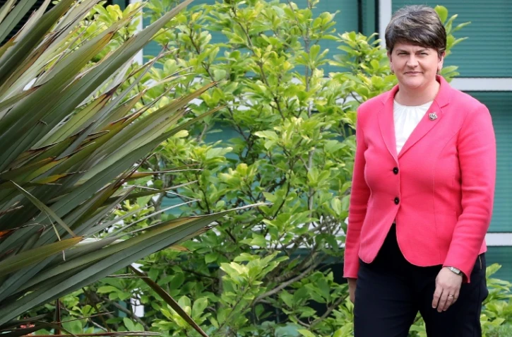 Arlene Foster, la dirigeante du parti nord-irlandais DUP, le 12 juin 2017 Ă Belfast
