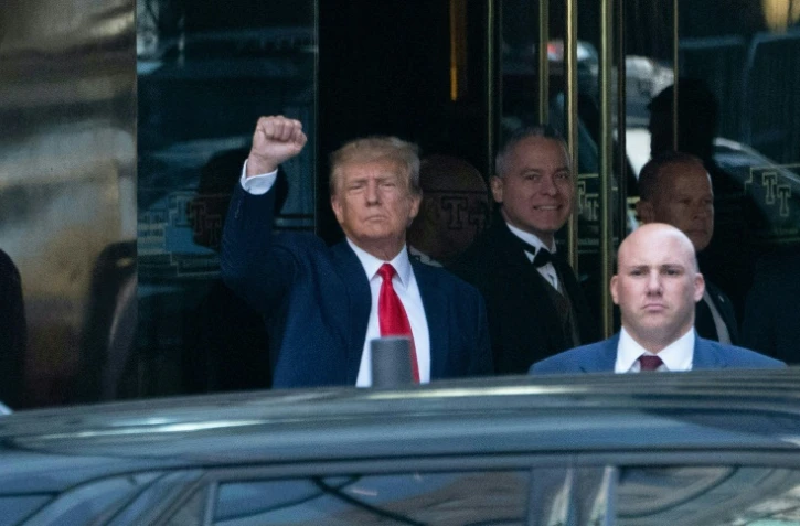 L'ancien président Donald Trump sort de la Trump Tower, à New-York le 4 avril 2023