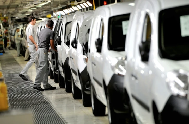 Le rythme de croissance du marché automobile français a baissé en septembre, à 2,5%, a annoncé samedi le Comité des constructeurs français d'automobiles (CCFA)