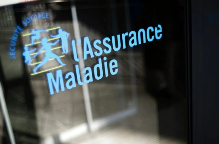 Les nouveaux tarifs, de 46 et 60 euros, s'appliqueront à des consultations "complexes" (scoliose ou diabète gestationnel) ou "très complexes" comme informer un patient nouvellement atteint d'un cancer sur son traitement