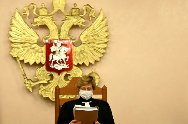 La juge de la Cour suprême russe Alla Nazarova demande la fermeture de l'ONG Memorialà Moscou le 28 décembre 2021