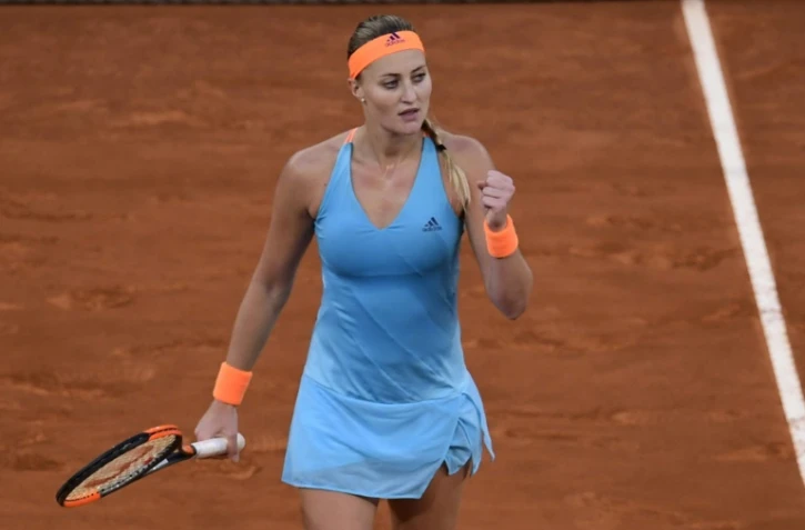 La Française Kristina Mladenovic face à la Roumaine Simona Halep au tournoi de Madrid, le 13 mai 2017