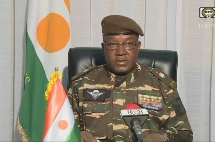 Le général Abdourahamane Tiani, nouvel homme fort du Niger, s'exprime à la télévision nationale le 28 juillet 2023.