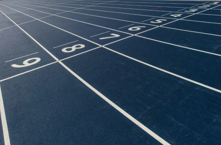 Ligne d'arrivée sur la piste d'athlétisme du Stade Olympique de Rio, le 16 mai 2016