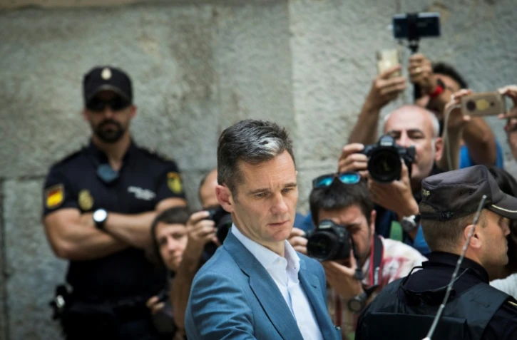 L'ancien joueur de handball et époux de la Princesse Cristina d'Espagne, Inaki Urdangarin, quitte le tribunal de Palma de Majorque aux Baléares, le 13 juin 2018