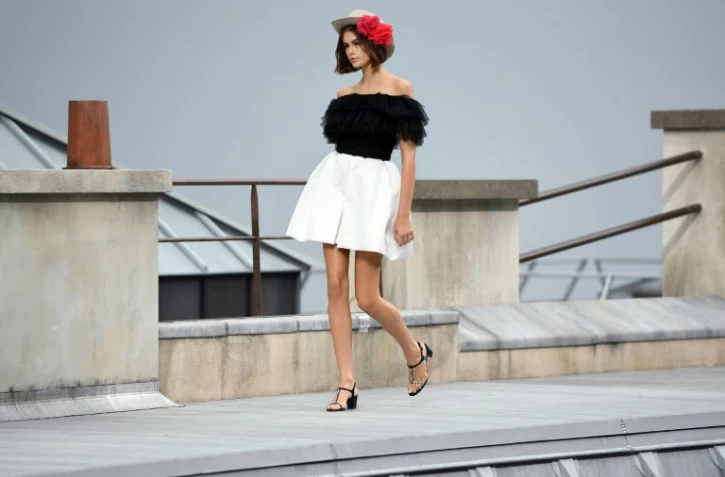 La top américaine Kaia Gerber au défilé Chanel à Paris, le 1er octobre 2019