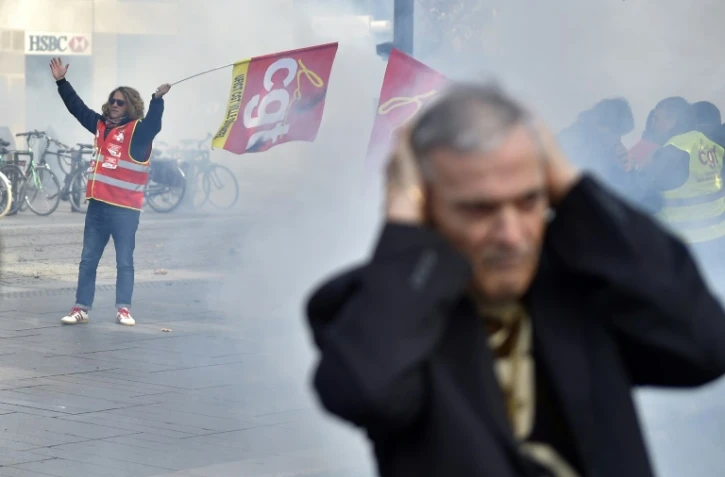 Selon la presse, la mobilisation syndicale contre la politique d'Emmanuel Macron, comme ici à Nantes le 16 novembre 2017, "a fait flop"