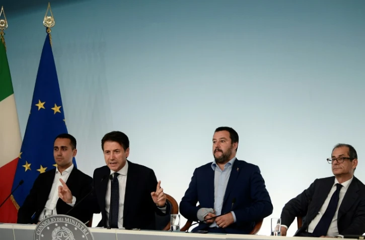 Le ministre italien du travail Luigi Di Maio, Le président du Conseil Giuseppe Conte, Le vice-premier ministre et ministre de l'Intérieur Matteo Salvini et le ministre de l'Economie et des finances Giovanni Tria à Rome le 15 octobre 2018